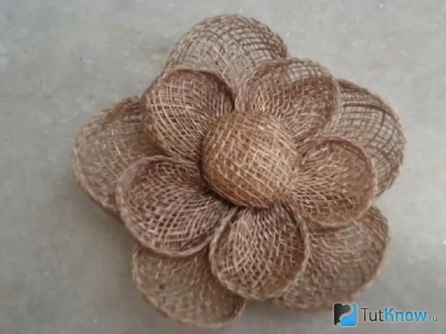 DIY burlap craft