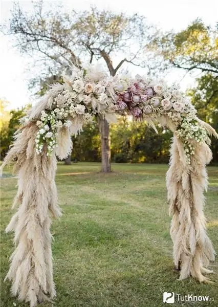 Arco fai da te per un matrimonio autunnale