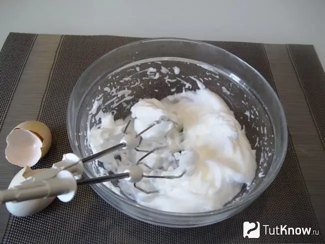 Les blancs sont montés au mixeur