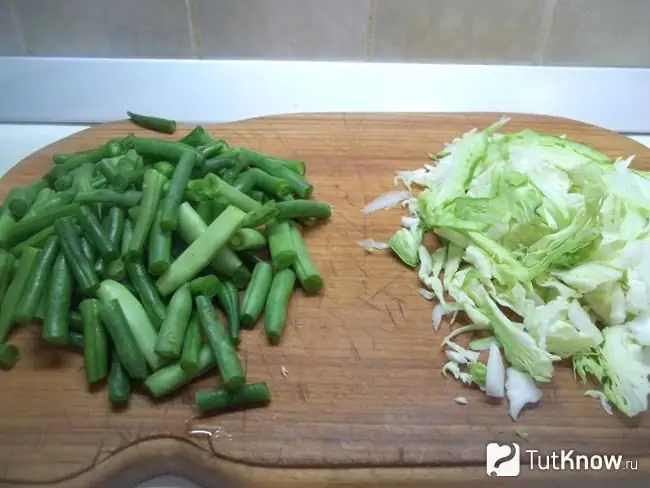 Asparagus sliced