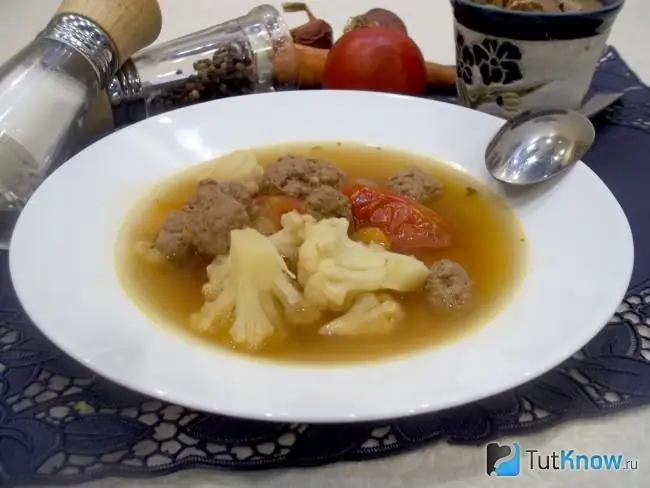 Ready-made dietary soup with meatballs