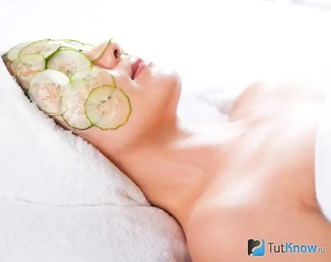 Pepino para vermelhidão da acne