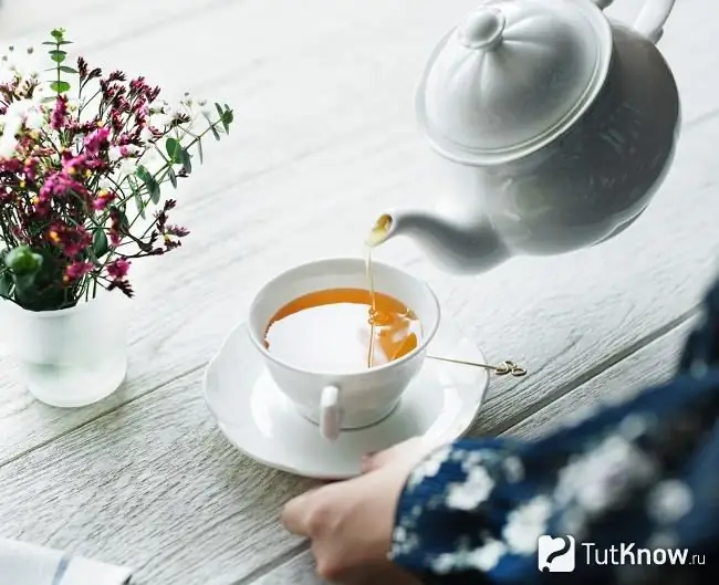 How to drink black tea