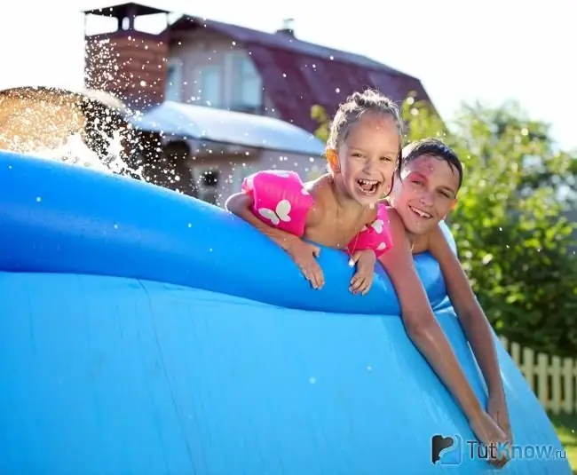 Mga pagsusuri ng mga inflatable pool para sa mga cottage ng tag-init