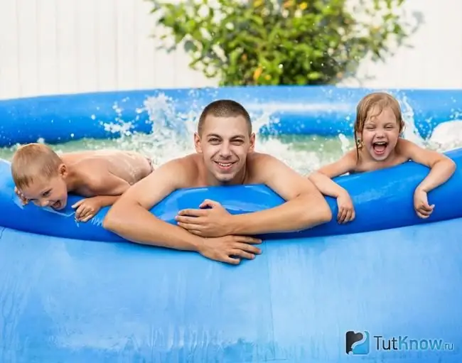 Family inflatable pool