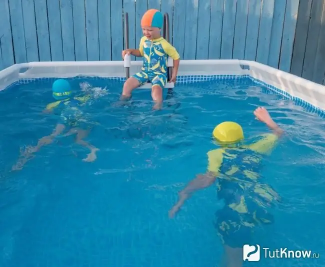 Water activities in the frame pool for the summer cottage