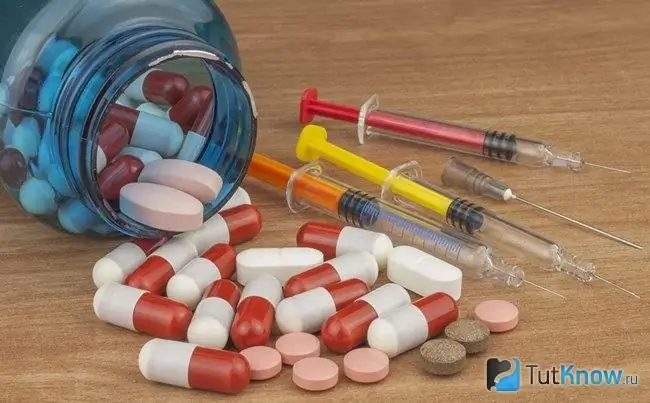 Steroids in pill and injection form