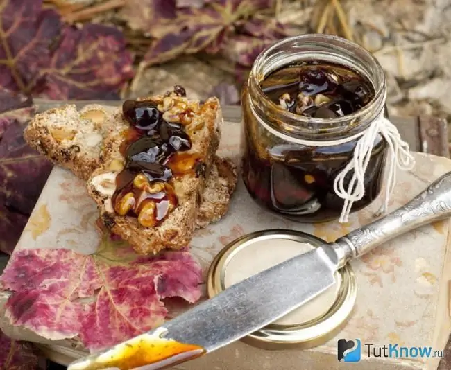 Grape jam with nuts for the winter