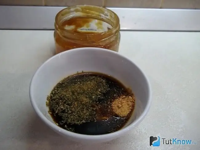 Spices added to soy sauce