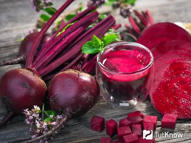 Rødbedesmoothie med selleri og agurk