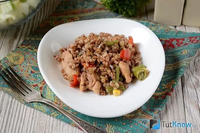 Ready-made buckwheat with chicken and vegetables