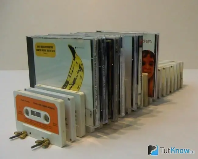 Audiocassette-cd-standaard