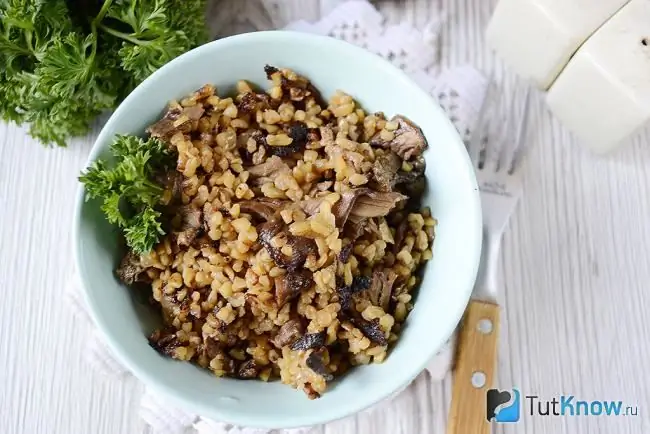 Bulgur com cogumelos porcini secos