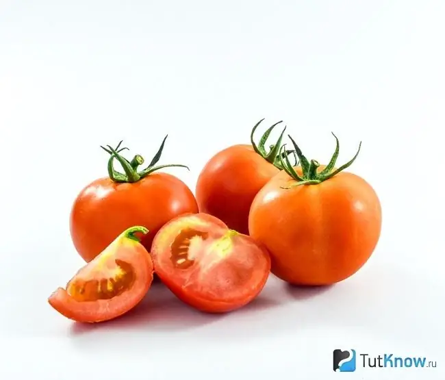 Tomatoes for making a mask