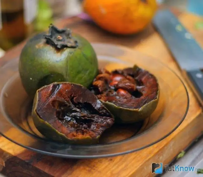 Wie sieht ein schwarzer Sapote aus